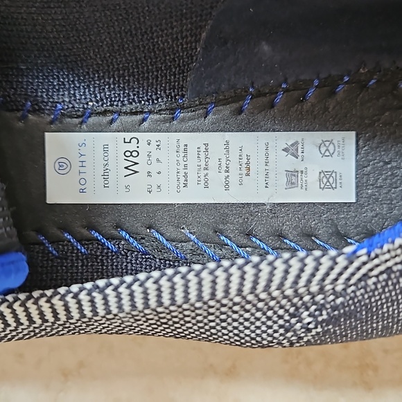 Birdseye Rothy's 8.5 Flats Rounded - Picture 3 of 3